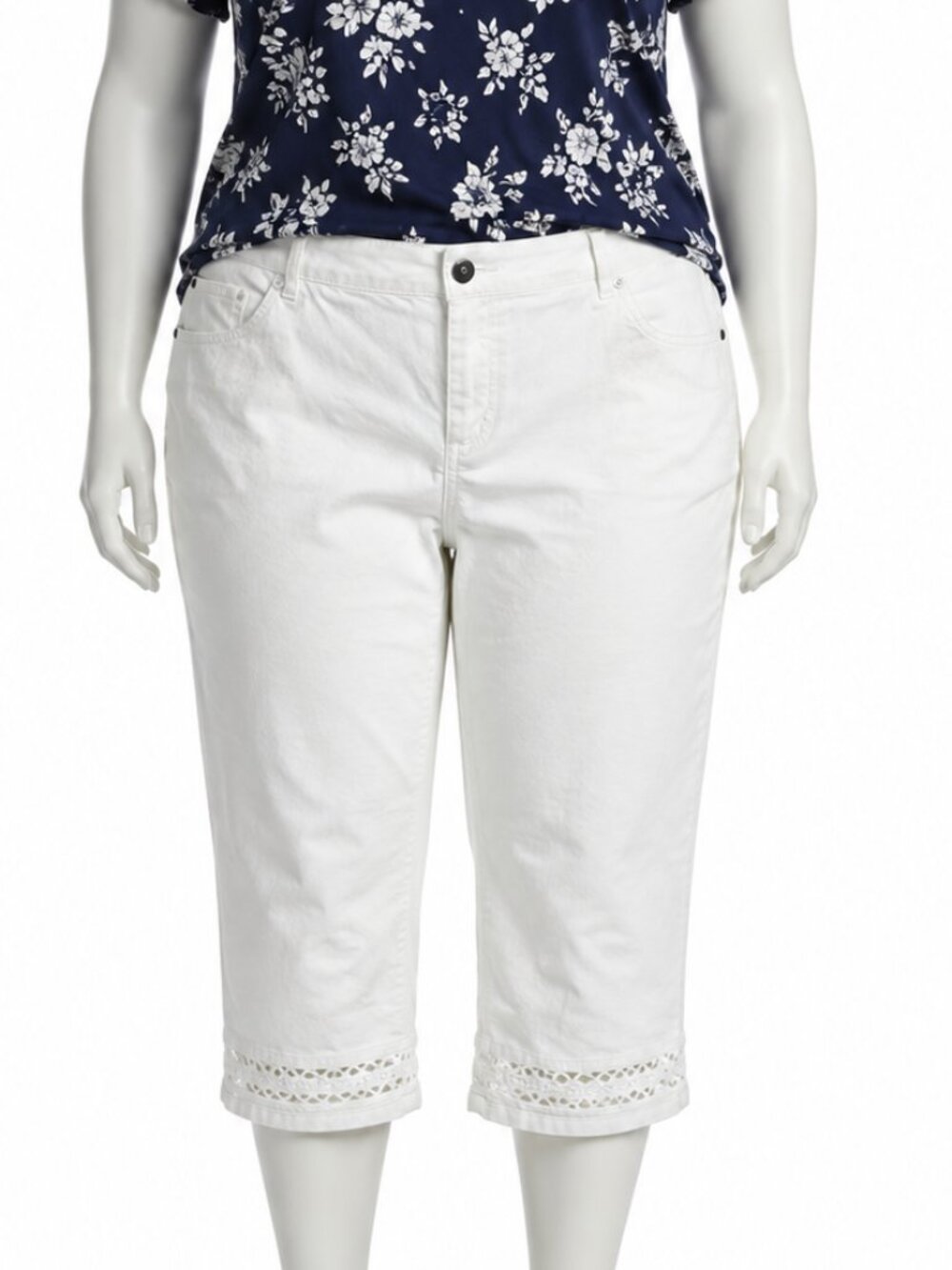 CJ Banks White Capri Pants – Size 14W | Lace Hem | Excellent Condition
